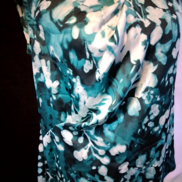 NWOT Anne Klein Floral Top - Picture 3 of 5